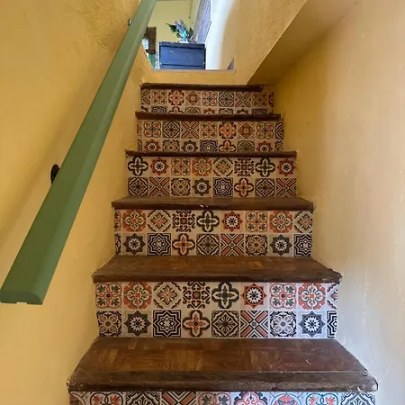 Oreneta La